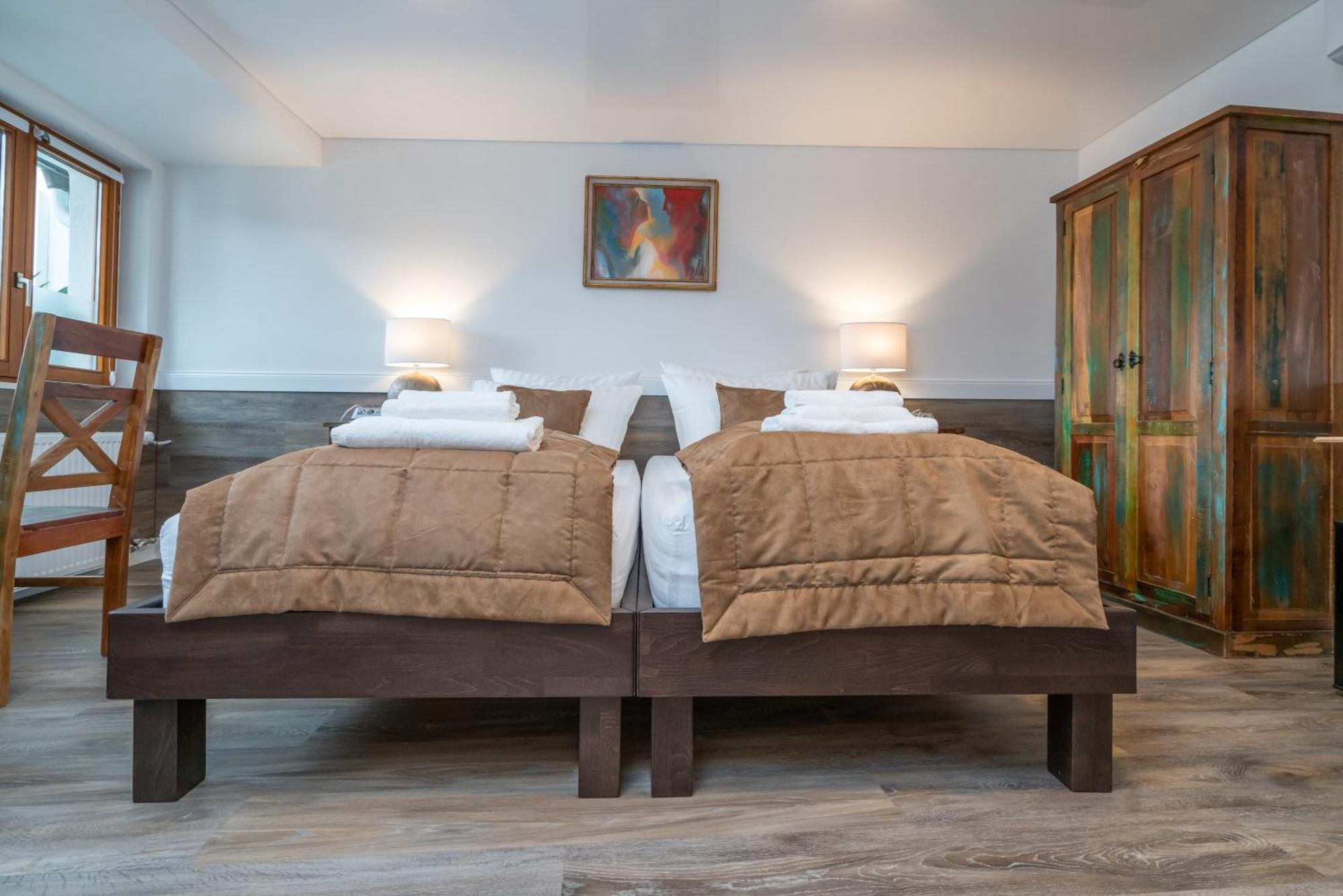 Landhotel Engel & Kreuz غاغناو المظهر الخارجي الصورة