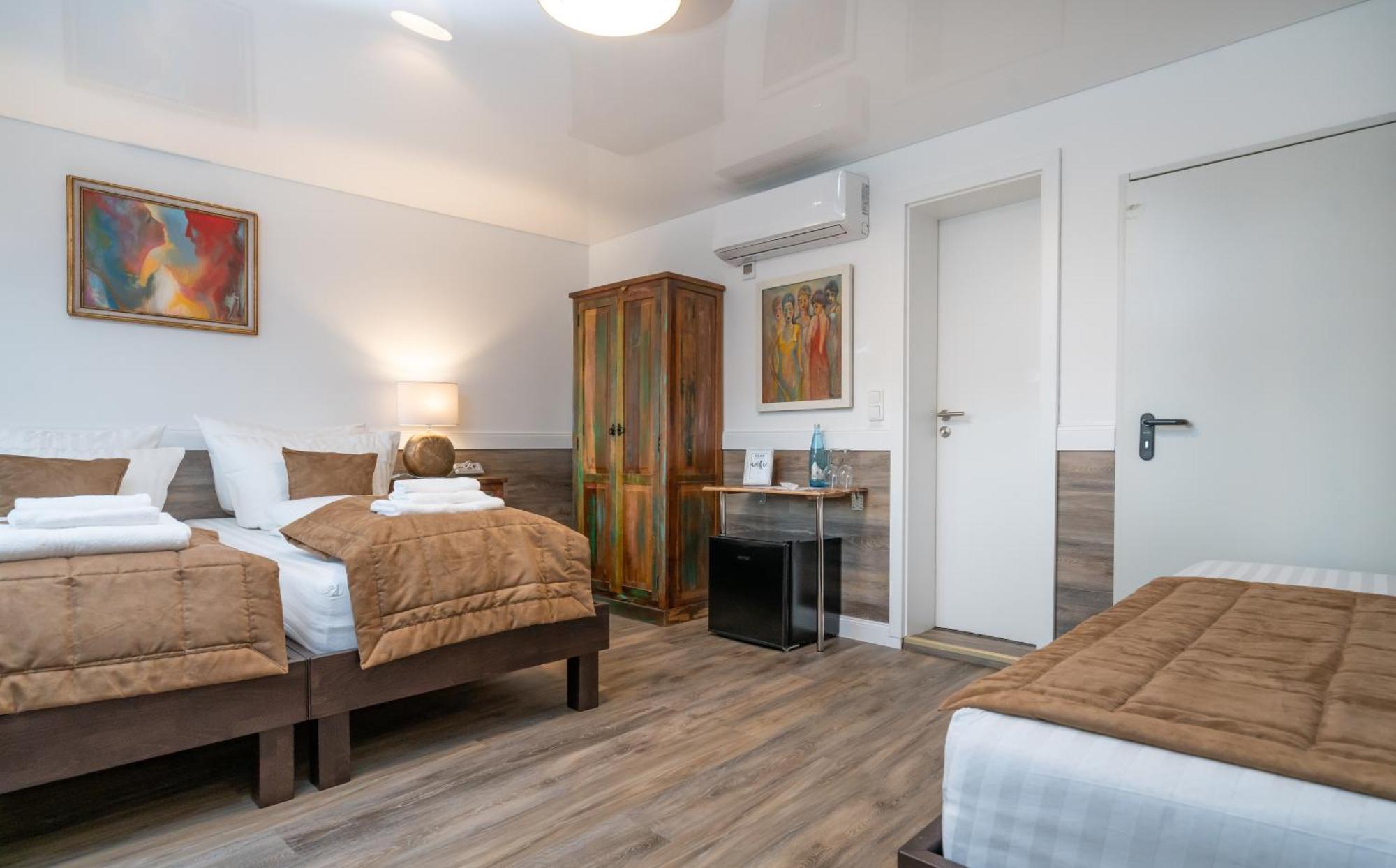 Landhotel Engel & Kreuz غاغناو المظهر الخارجي الصورة