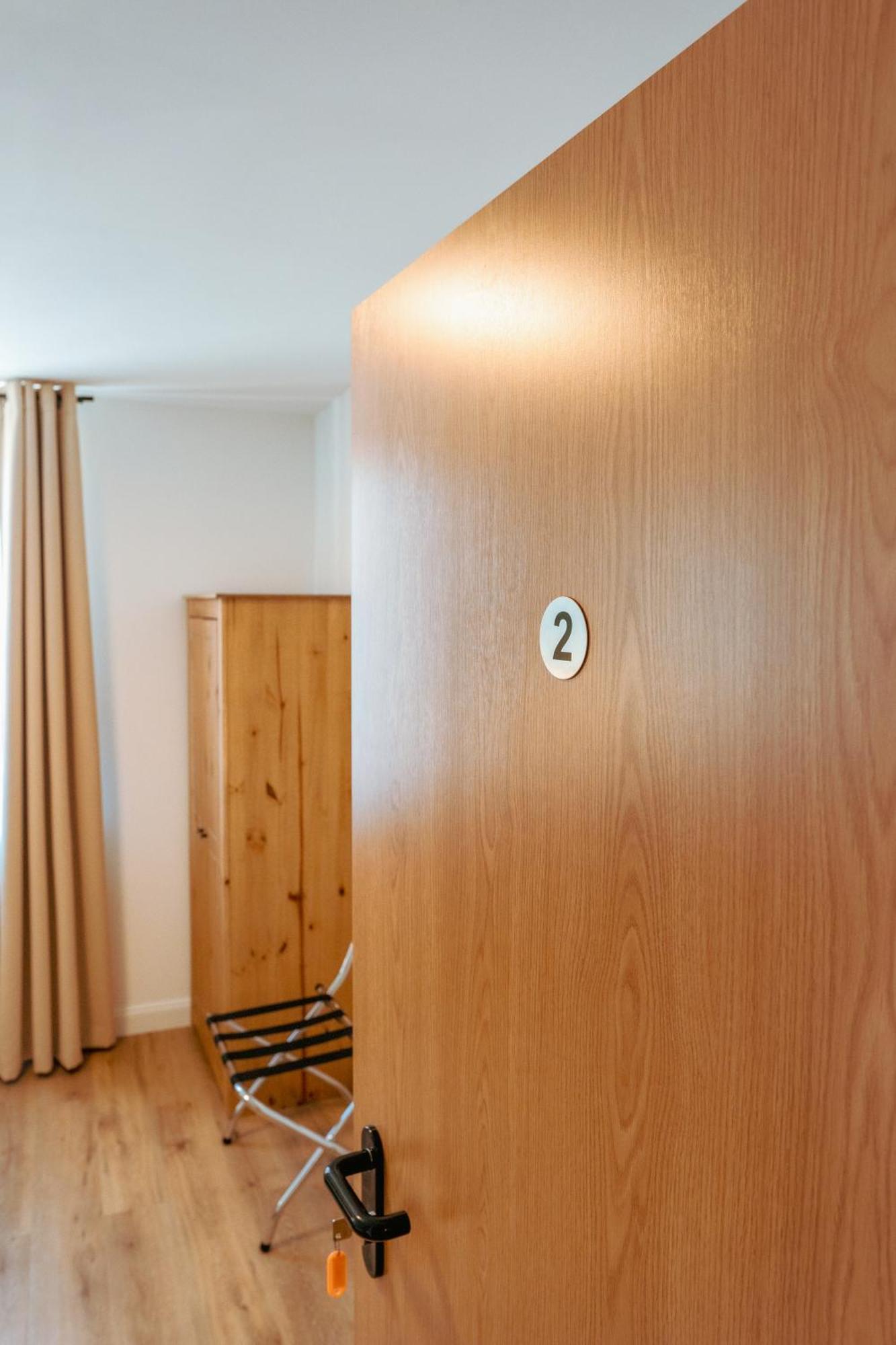 Landhotel Engel & Kreuz غاغناو المظهر الخارجي الصورة