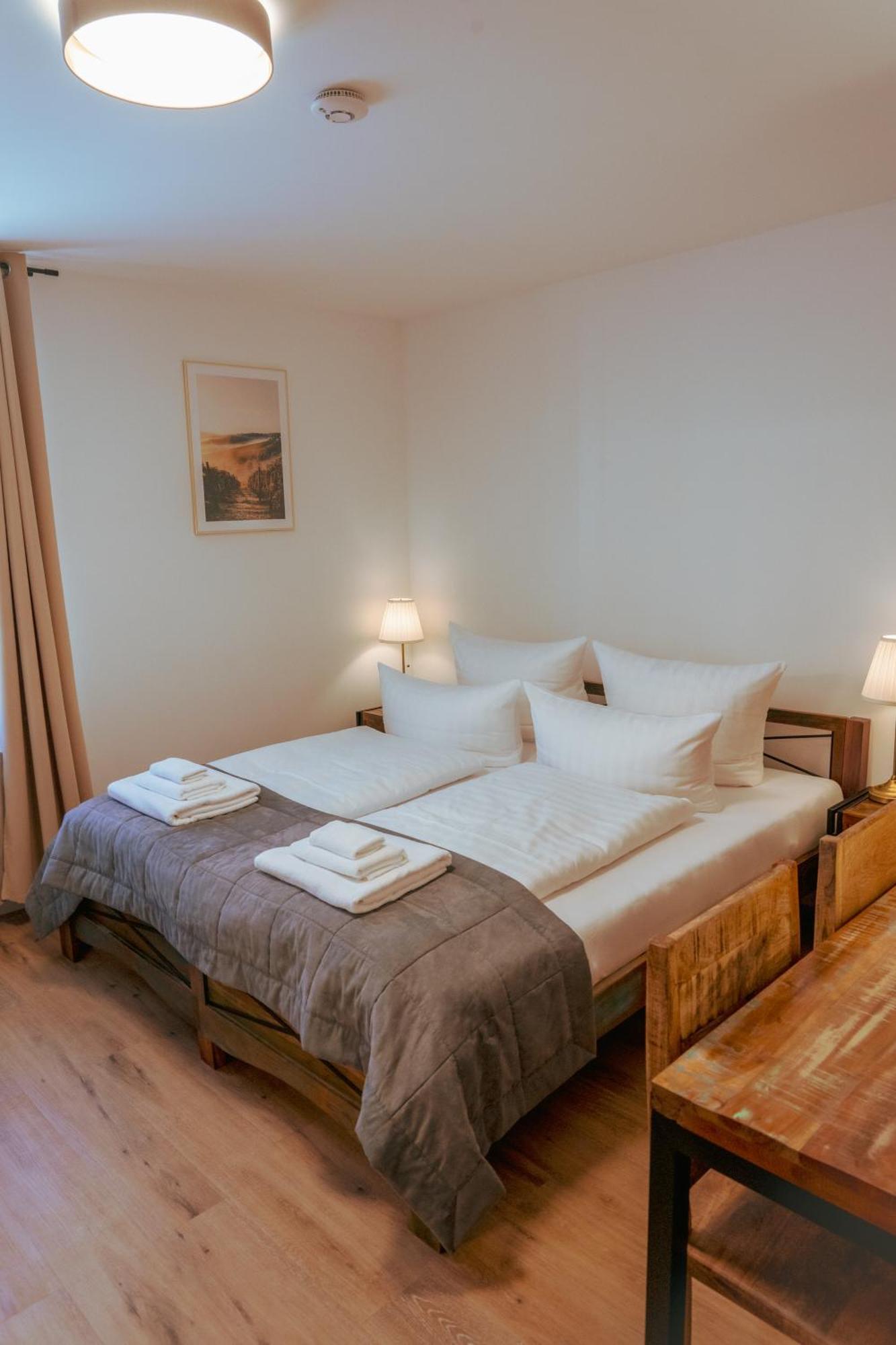 Landhotel Engel & Kreuz غاغناو المظهر الخارجي الصورة
