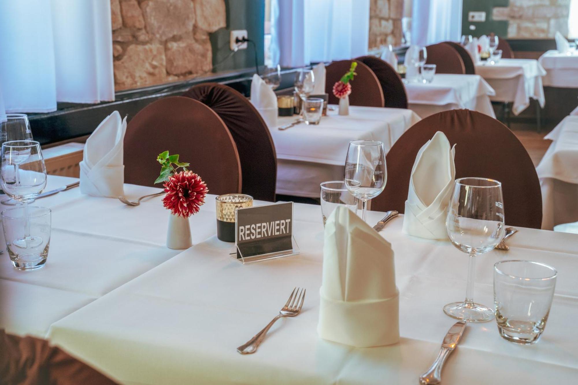 Landhotel Engel & Kreuz غاغناو المظهر الخارجي الصورة