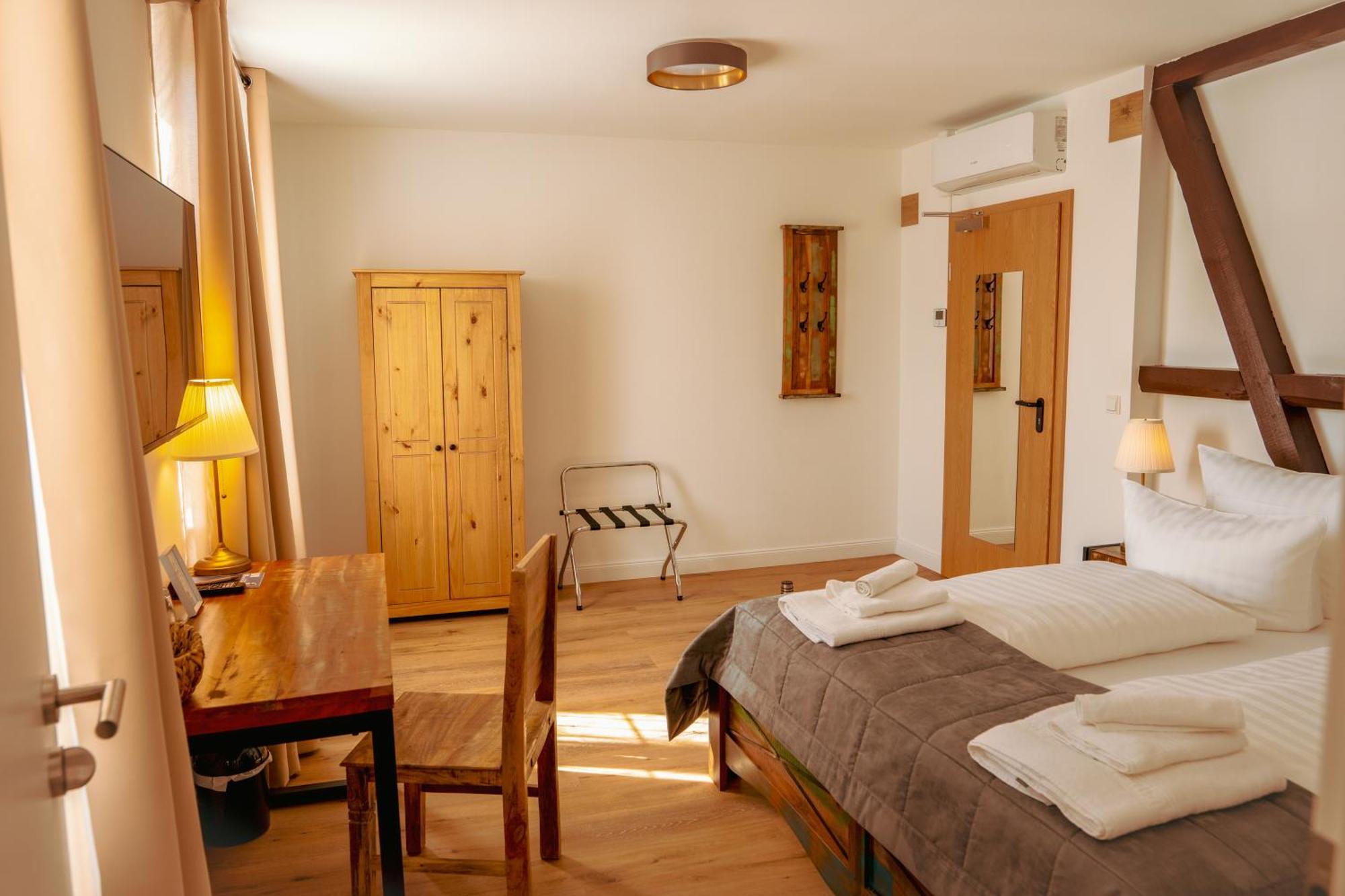 Landhotel Engel & Kreuz غاغناو المظهر الخارجي الصورة