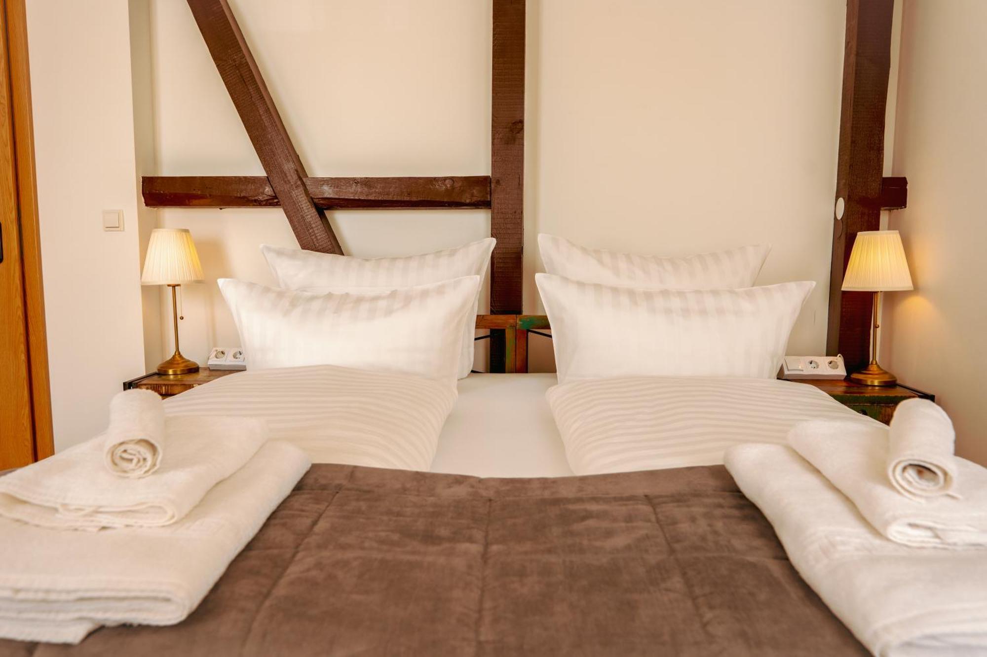 Landhotel Engel & Kreuz غاغناو المظهر الخارجي الصورة