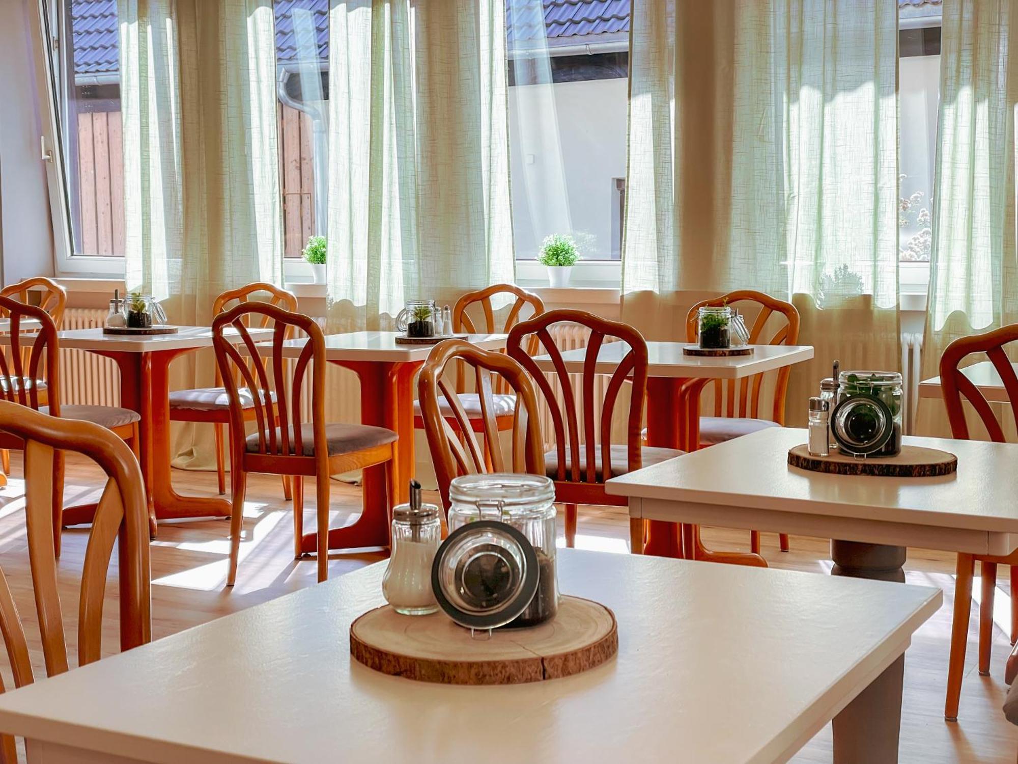 Landhotel Engel & Kreuz غاغناو المظهر الخارجي الصورة